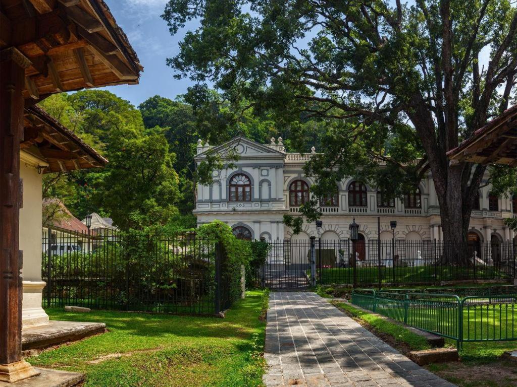Devon Hotel Kandy Exterior foto